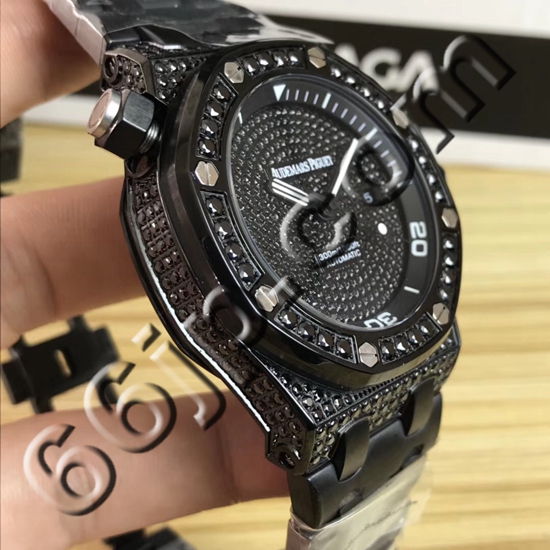 オーデマピゲ時計背面デザイン